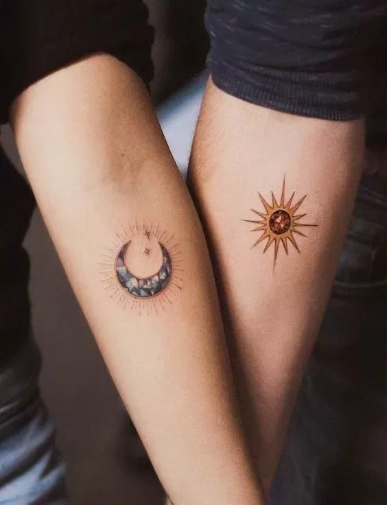 Tatuagem sol e lua