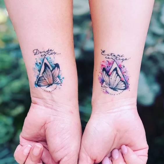 Tatuagem aquarela amigas