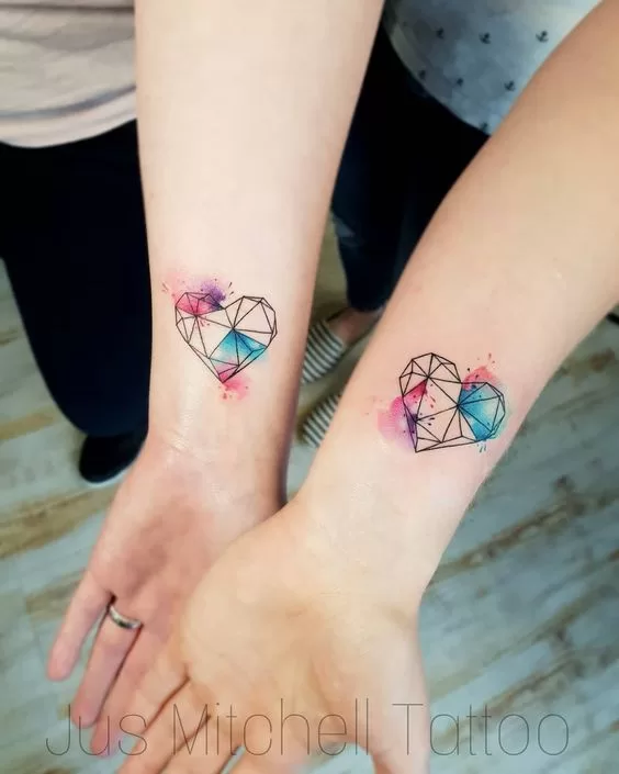 Tatuagem aquarela coração