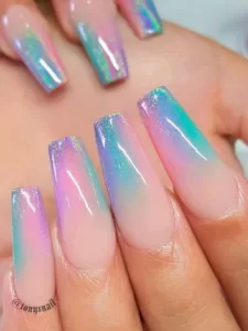 Unhas encapsuladas ombré rosa, verde e azul